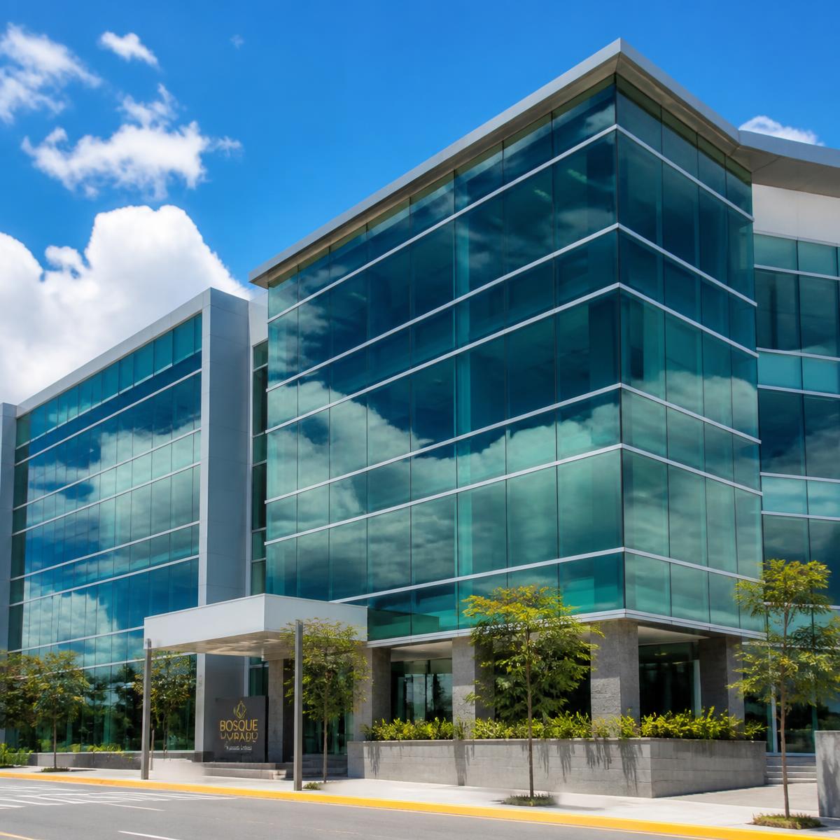 Centro Corporativo, proyecto de vidrio y aluminio LUMEX